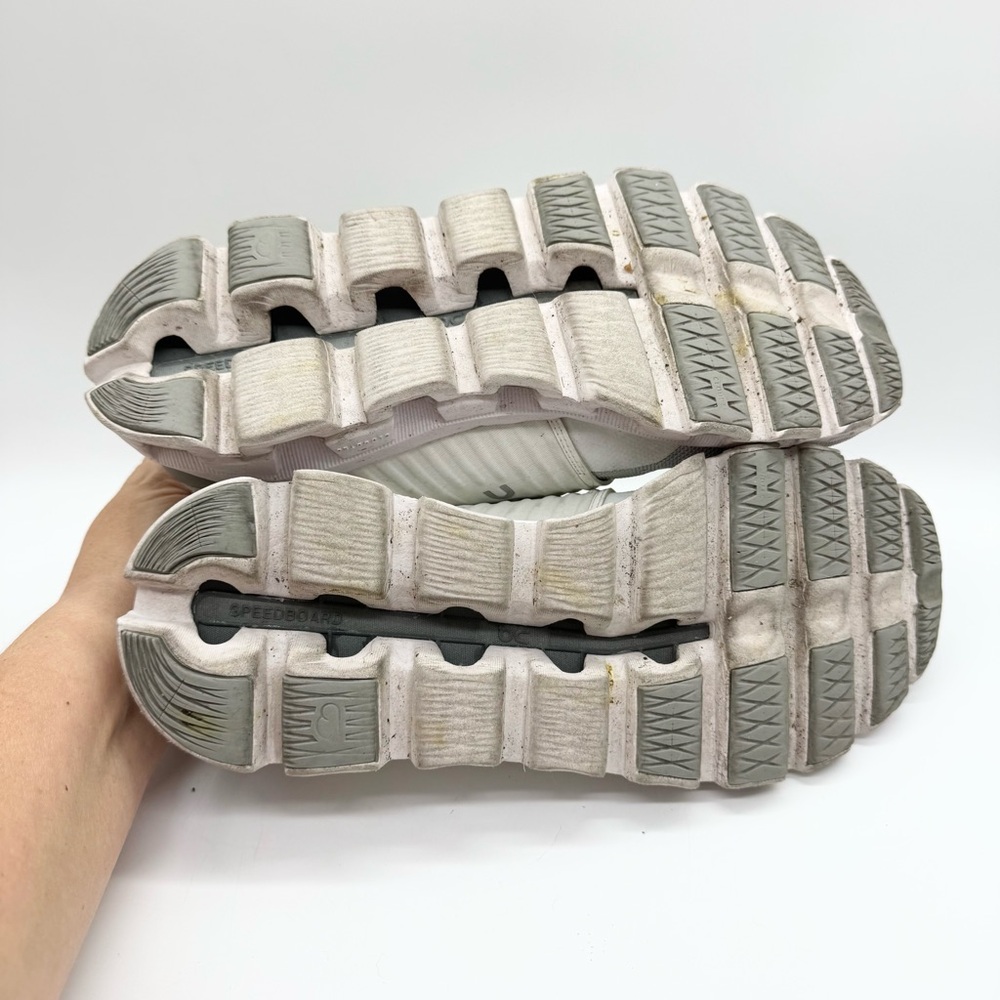 ON Womens Cloudswift Running Comfort Sneaker In Glacier White/Grey Size 9 Active - Picture 9 of 11